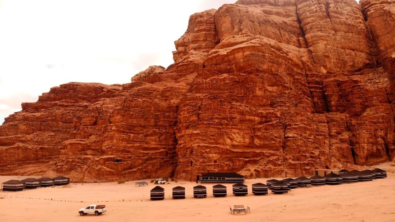 Joy Of Life Bed and Breakfast Wadi Rum Eksteriør billede