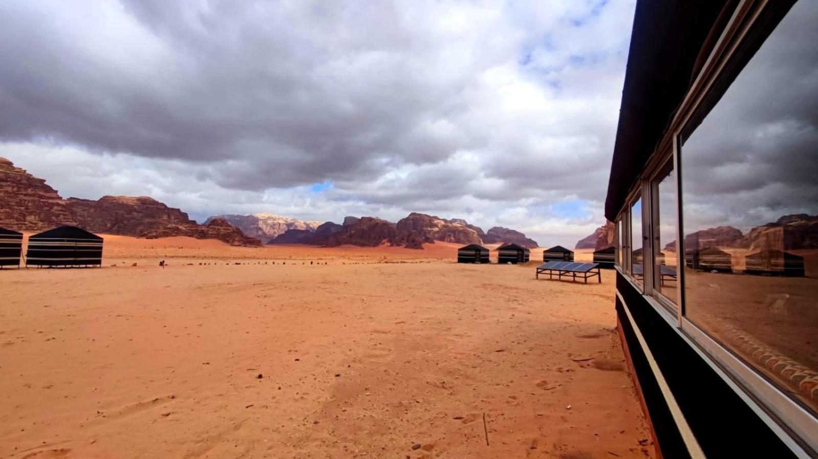 Joy Of Life Bed and Breakfast Wadi Rum Eksteriør billede